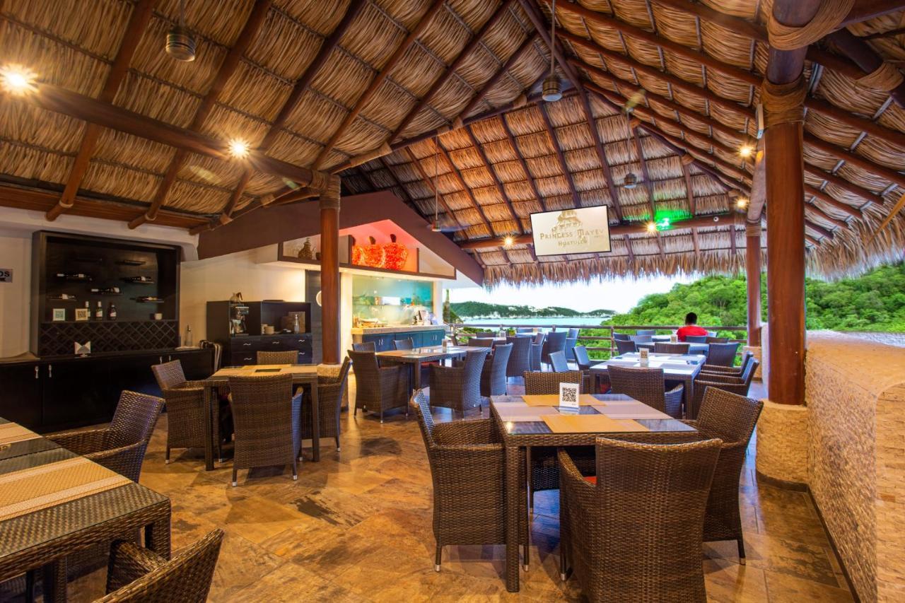 Princess Mayev Santa Cruz Huatulco Exterior foto
