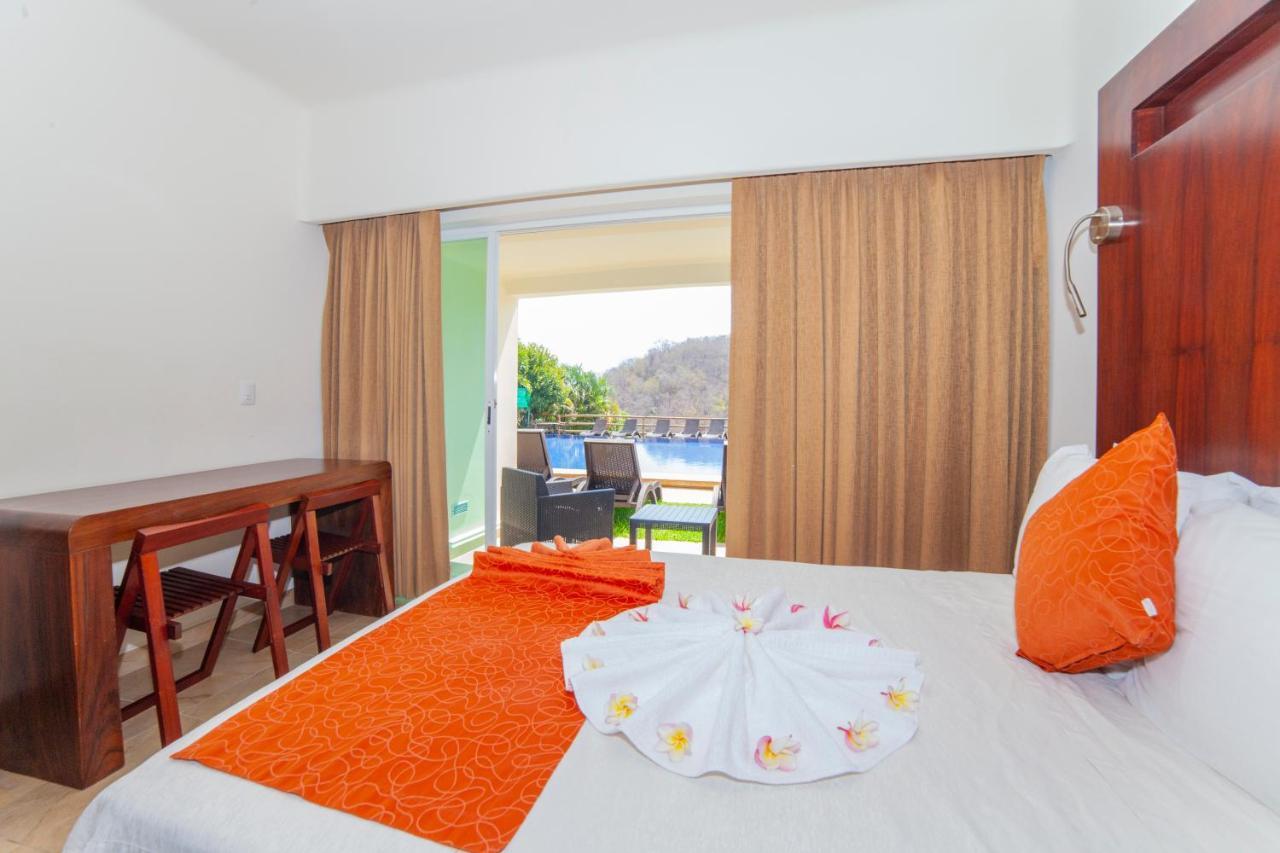 Princess Mayev Santa Cruz Huatulco Exterior foto